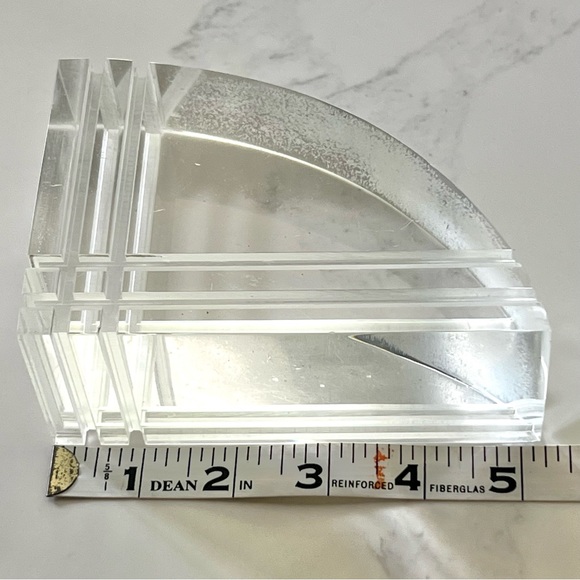 Vintage MCM lucite Acrylic book end clear wharf shape - Picture 9 of 14